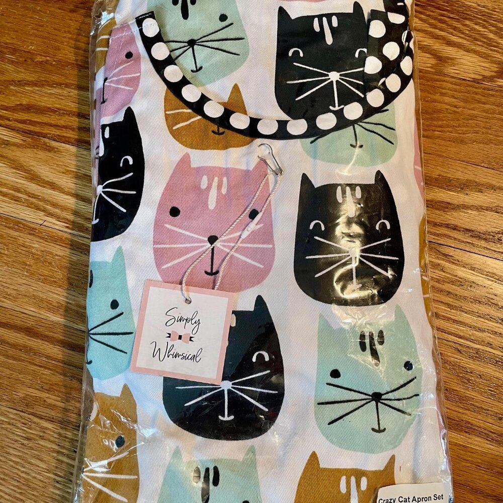 Crazy Cat 4 Piece Kitchen Set, Includes Tea Towel, Apron, Pot Holder  Oven Mit